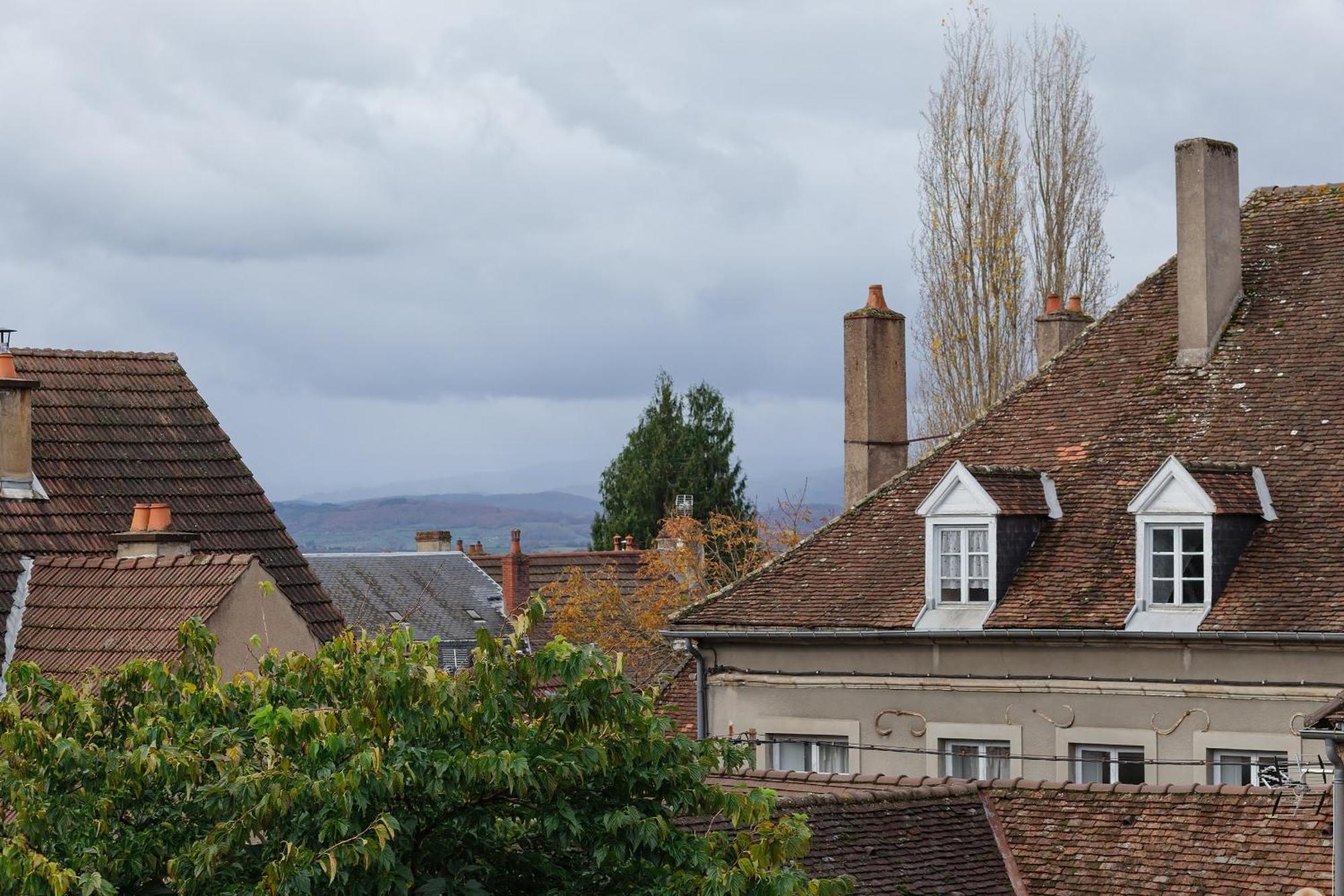 Maison Luisa Autun Buitenkant foto