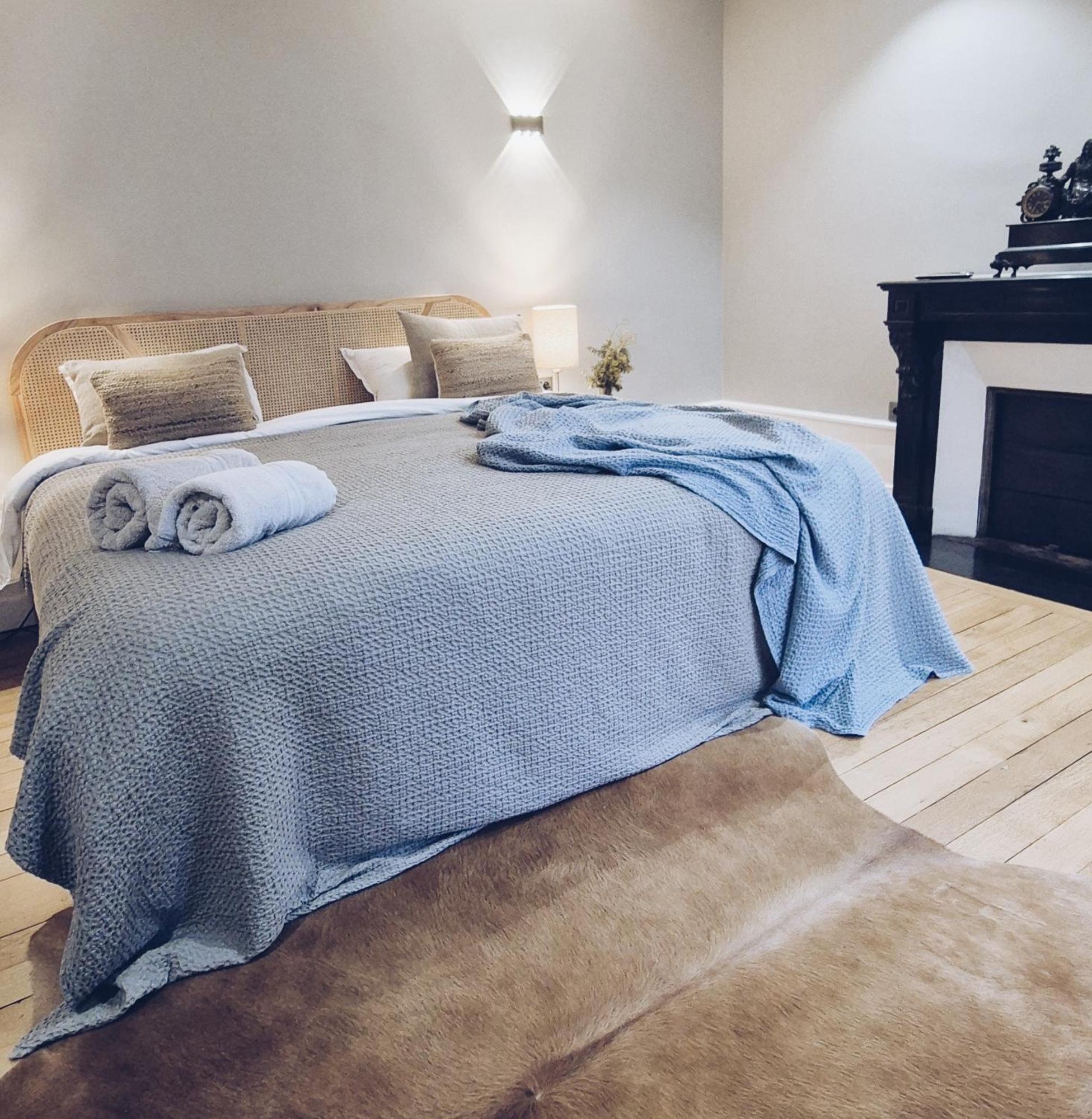 Maison Luisa Autun Buitenkant foto